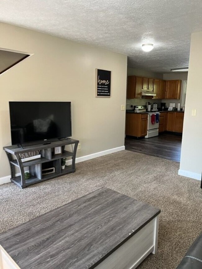 Photo - Cook Intern Housing Unit 628 W 17th St