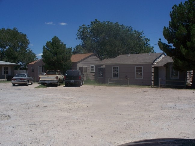 Photo - Hideaway Apartments