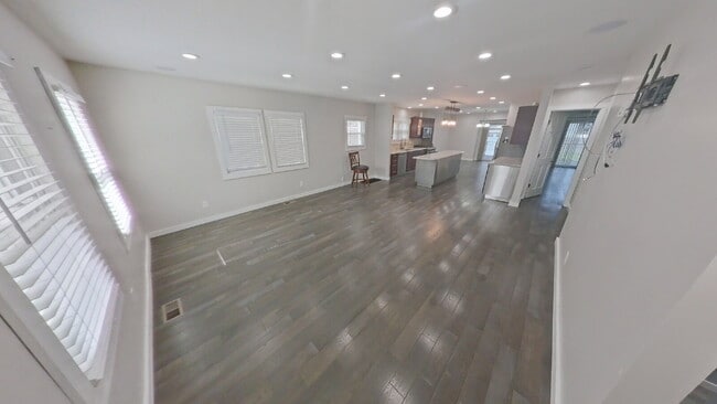 1423 Ruffner Ave