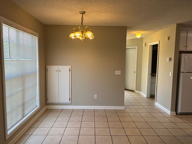 Photo - 153 Woodberry Dr