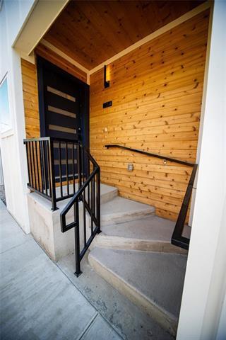 Photo - 2808 Weisenberger St
