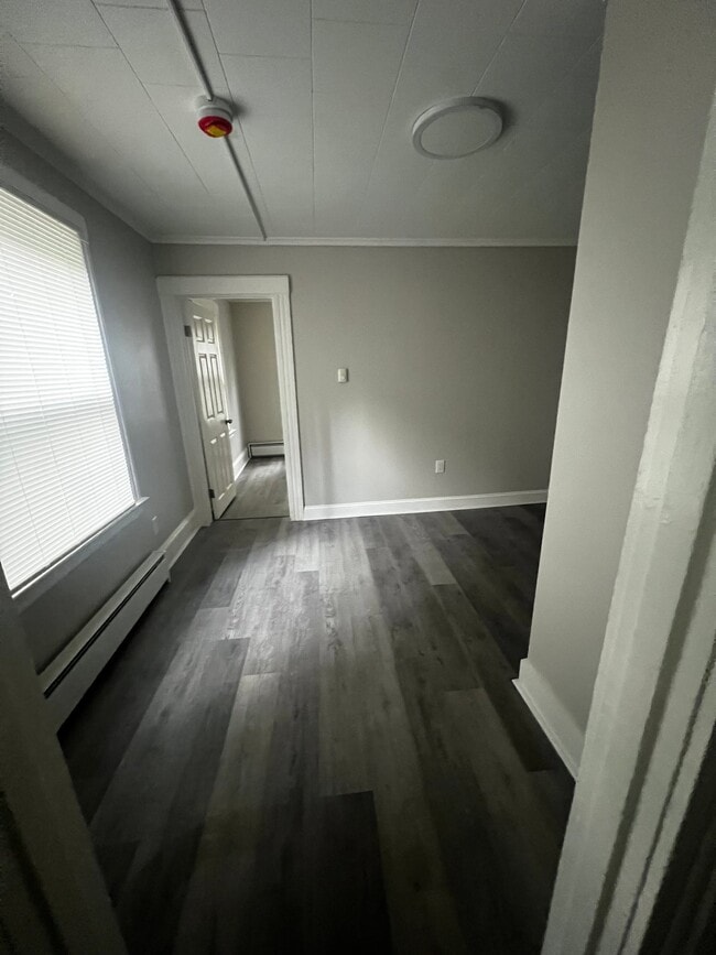 Photo - 102 High St Unit Apt B