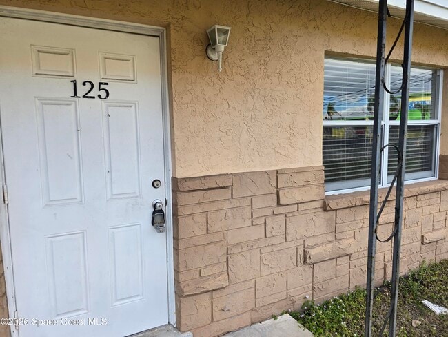 Building Photo - 125 Lucas Rd