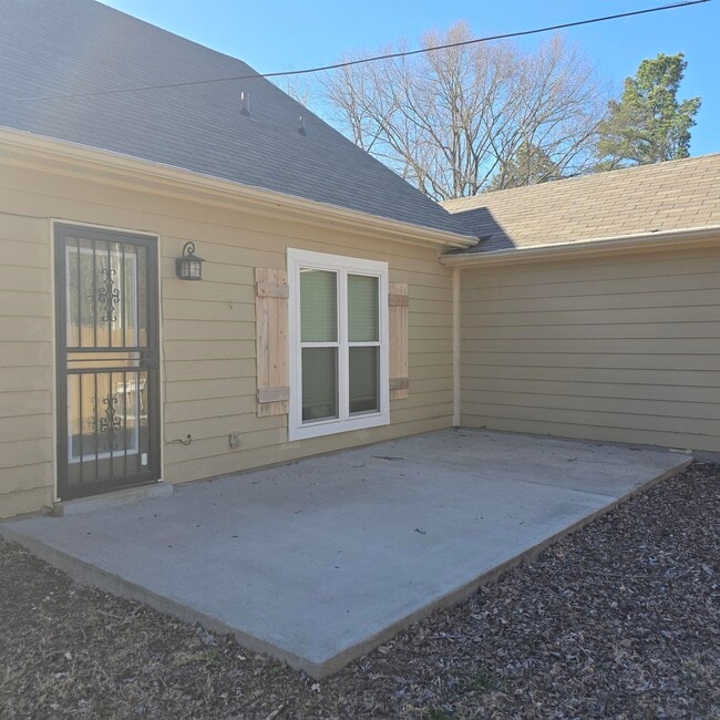 Photo - 2317 Belin Dr