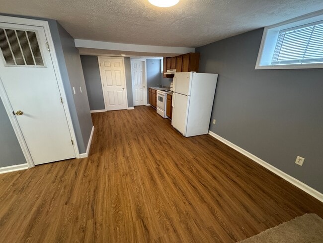 Photo - 1005 W 1st N St