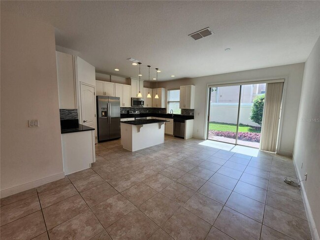 Photo - 9805 Winnington St