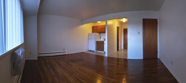 Photo - Element on Main