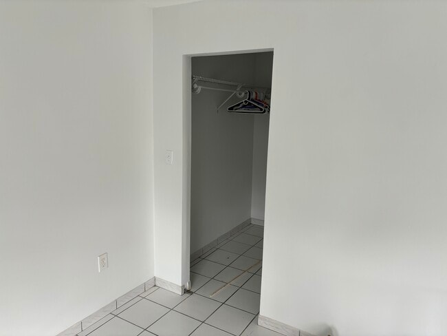 Photo - 6700 SW 40th St Unit South Miami 1/1