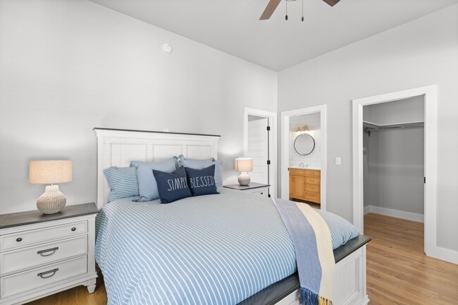 Photo - 144 Auttie Cir