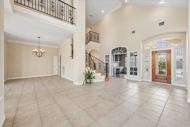 Photo - 1119 Gardencrest Ln