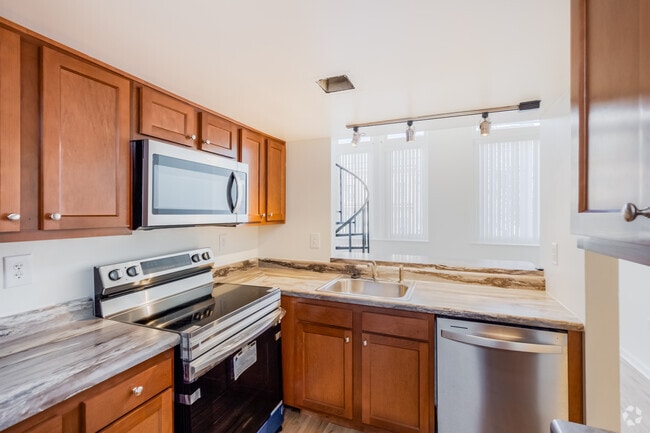 2BR, 2.5BA - Kitchen
