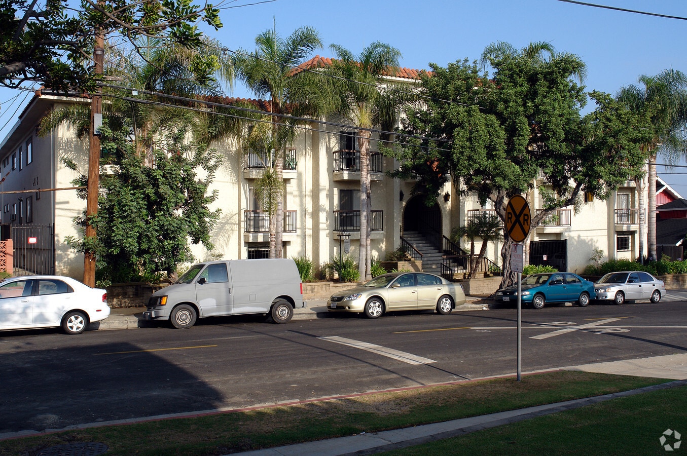 12523 Ramona ¡Avenue - 12523 Ramona Ave