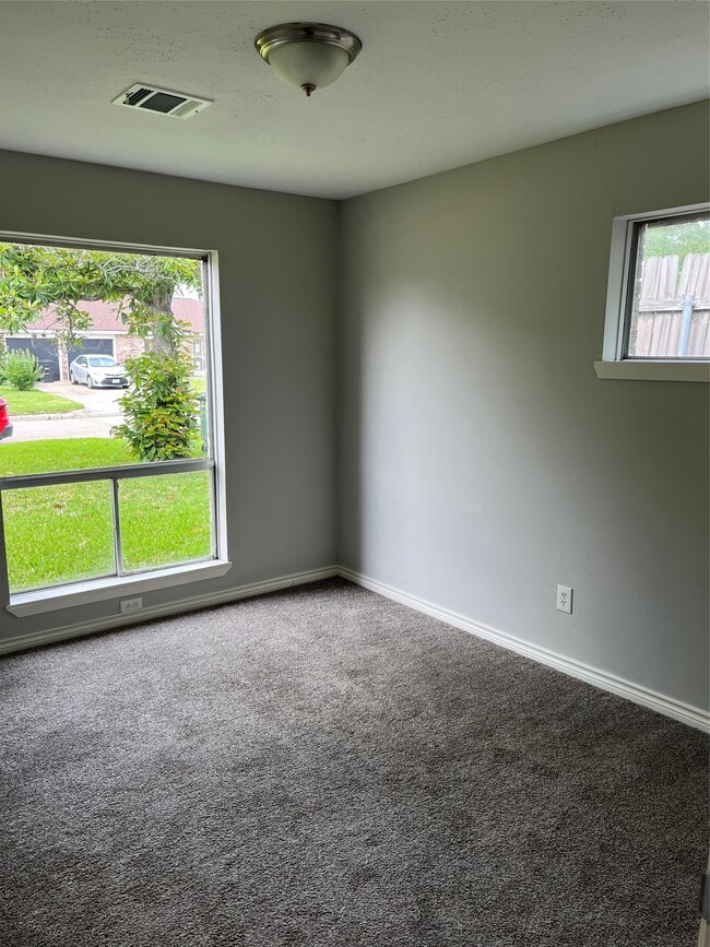 Photo - 5142 Madden Ln