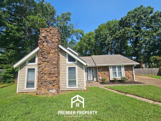 Building Photo - Stunning 3BR/2BA Home | 1,644 Sq Ft, Floor-to-Ceiling Stone Fireplace & High Ceilings