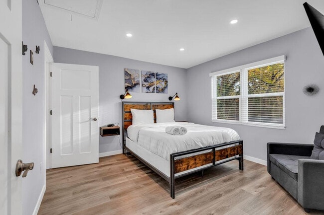 Photo - 1000 Parkwood Ave Unidad ID1270764P