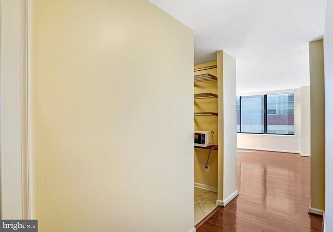 Photo - 1301 20th St NW Unit 501