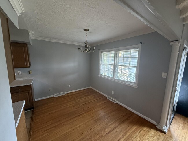2116 Cypress Dr