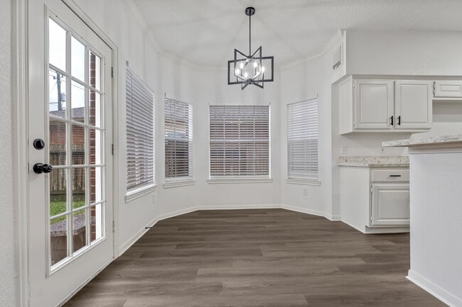 Photo - 1502 Mabry Mill Rd