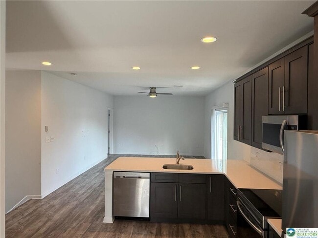 Photo - 1332-1334 Genoa St