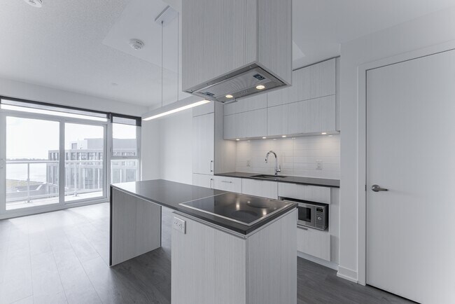 Photo - 20-1620 Richardson St