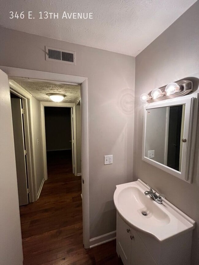 Photo - 346 E 13th Ave