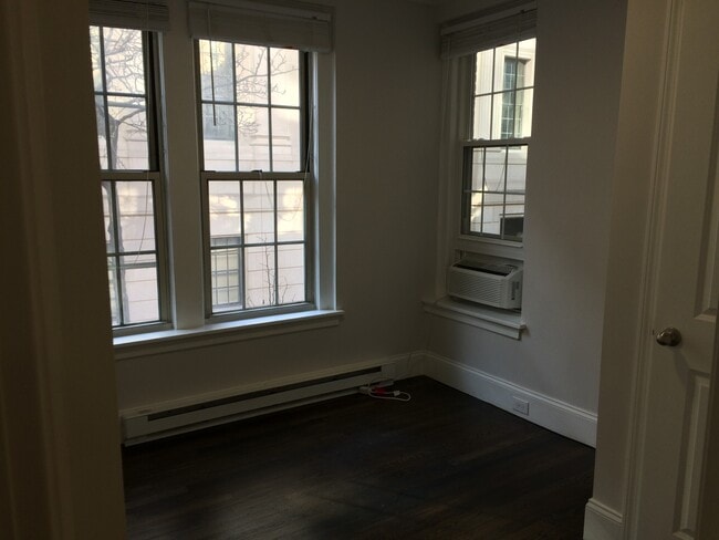 Photo - 28 Clearway St Unidad 8