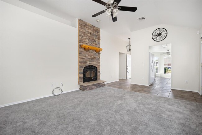 Photo - 337 W Chantilly Way