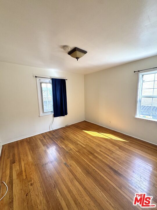 Photo - 11928 Magnolia Blvd Unit 1/4