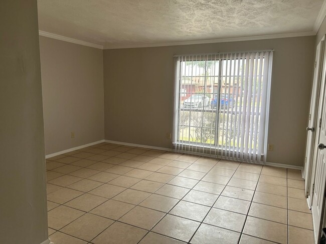 Photo - Bowmanor Garden Apartments