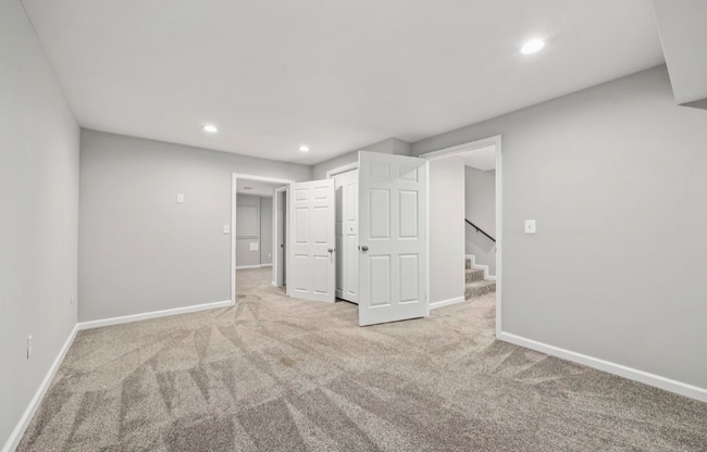 Photo - 313 Raft Cove