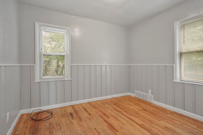 Photo - 19356 Westmoreland Rd