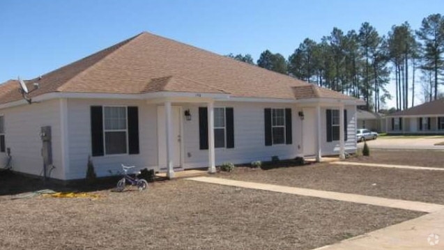 Building Photo - 148-150 Westcott Ln Rental