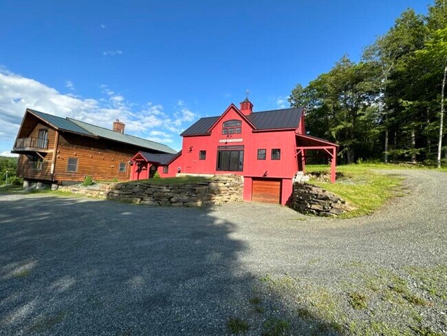 Photo - 187 Sessions Meadow