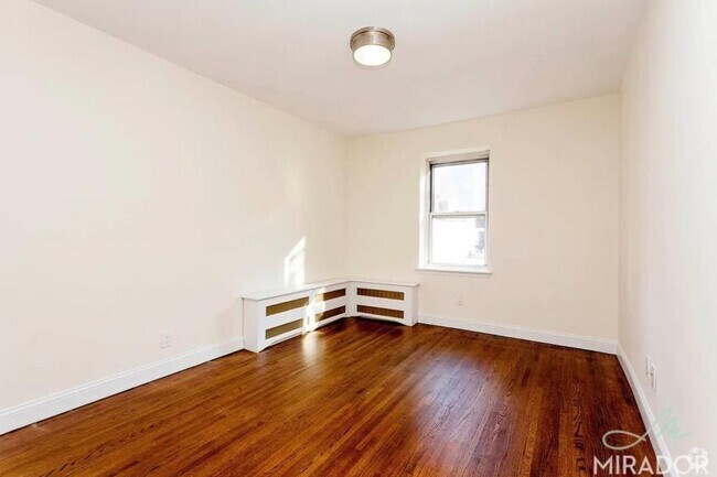 Building Photo - 0 bedroom in New York NY 10028 Unit 5K Rental