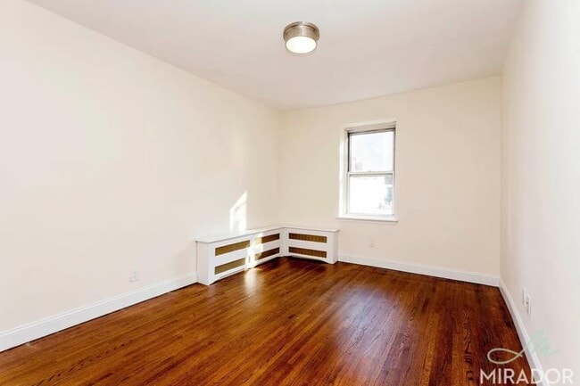Building Photo - 0 bedroom in New York NY 10028 Unit 5K Rental