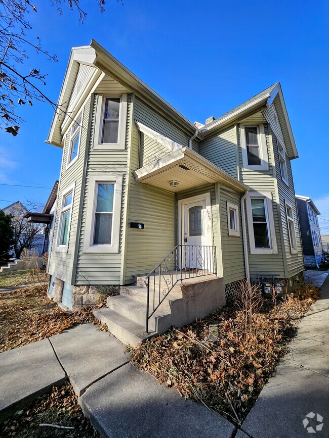 Building Photo - 426 E Smith St Unit 1 Rental