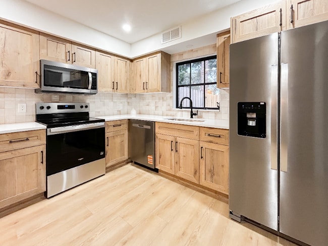 Photo - 417 66th Ave S