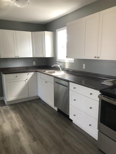 Photo - 15 Lorne Ave