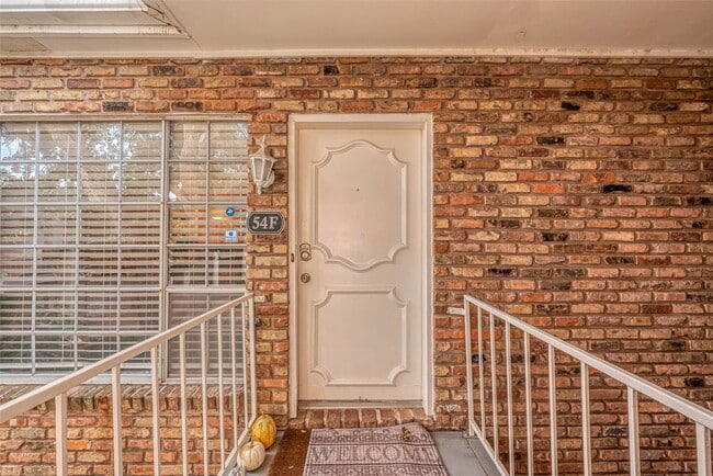 Photo - 2201 Fountain View Dr Unit 54