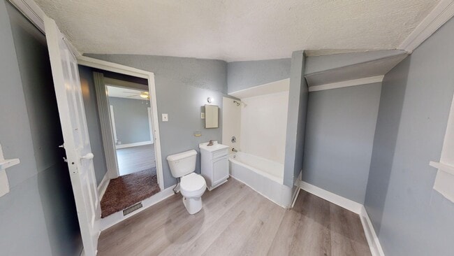 Photo - 516 Daisy St