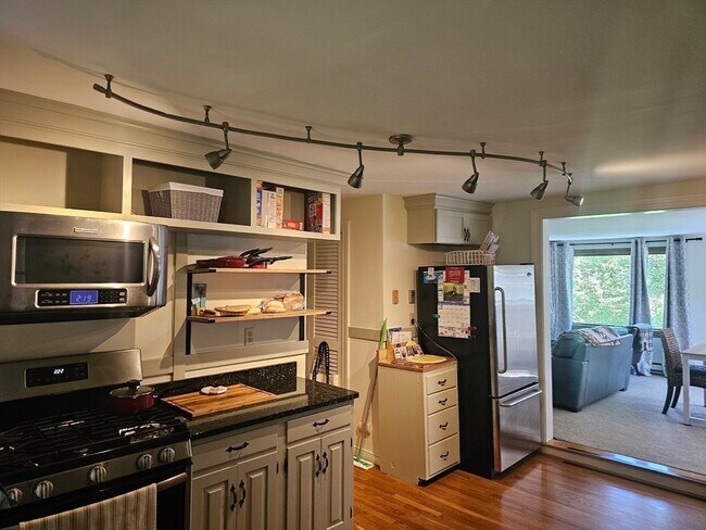 200 Pleasant St Unidad 2