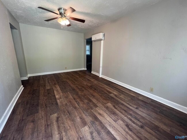 Photo - 2506 Kildare St NW