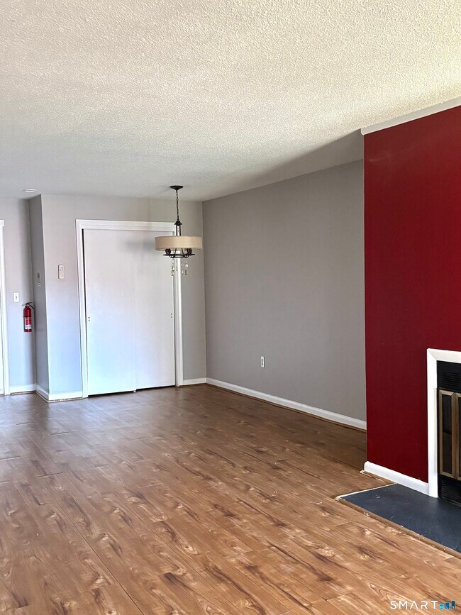 Photo - 90 Kane St Unit B6
