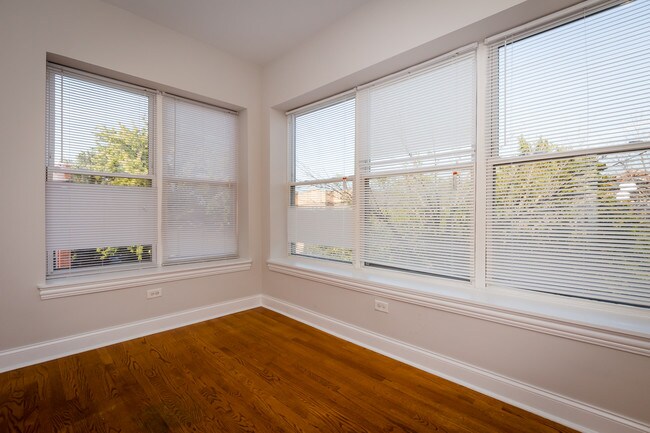 Photo - 4654-56 N. Monticello Ave.