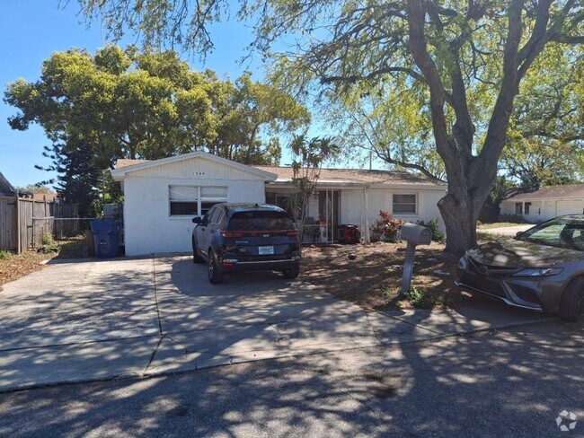 Building Photo - 1344 Wickham Ln Rental