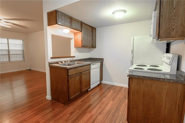 Photo - 710 E Dean Keeton St Unit 207