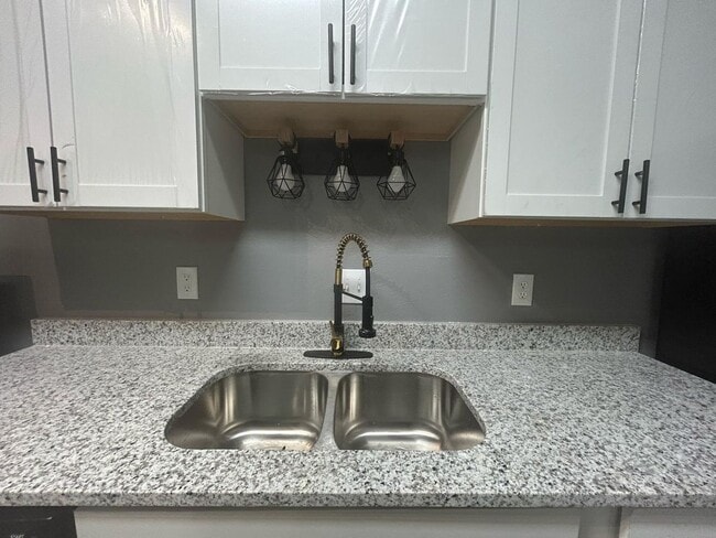 Photo - 4701 Flat Shoals Rd