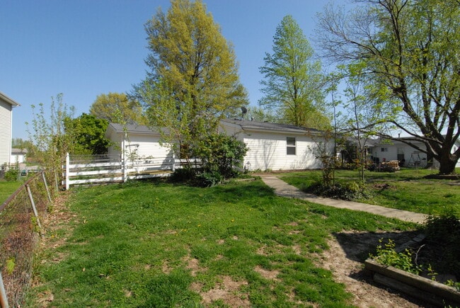 Photo - 10 Jenny Lind Dr