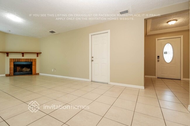 Photo - 419 SW 39th Terrace