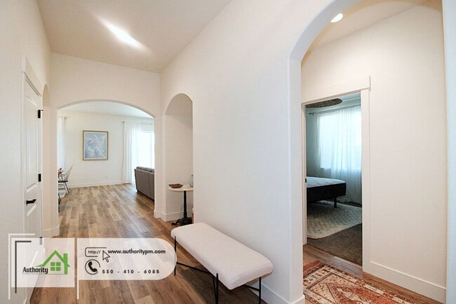 Photo - 4624 Pleasant Hills Dr